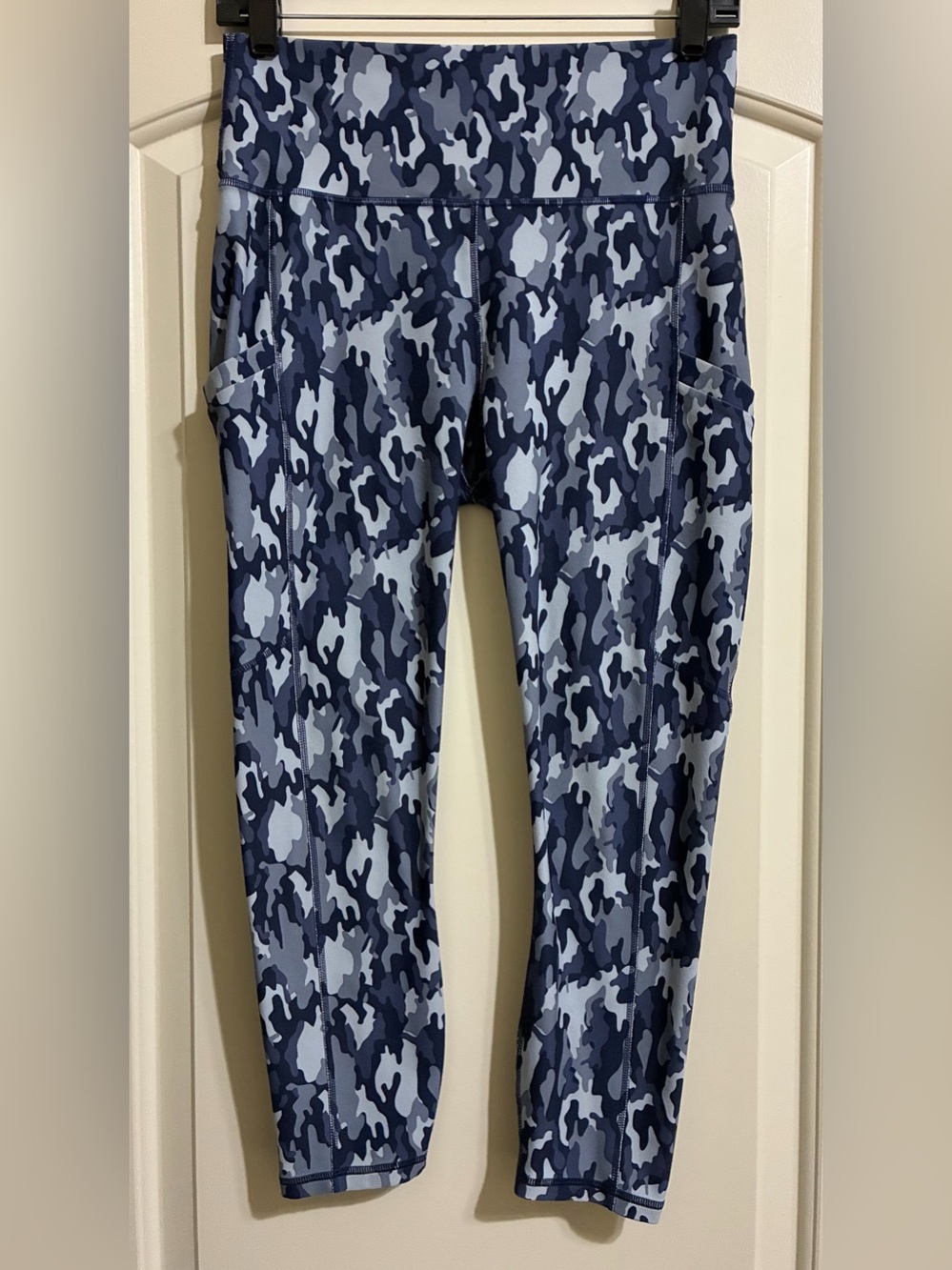 Guru Active Women’s Blue Tones Geometric Pull On Activewear Pants Leggings M